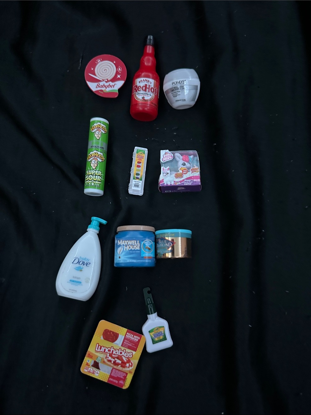Mini brands